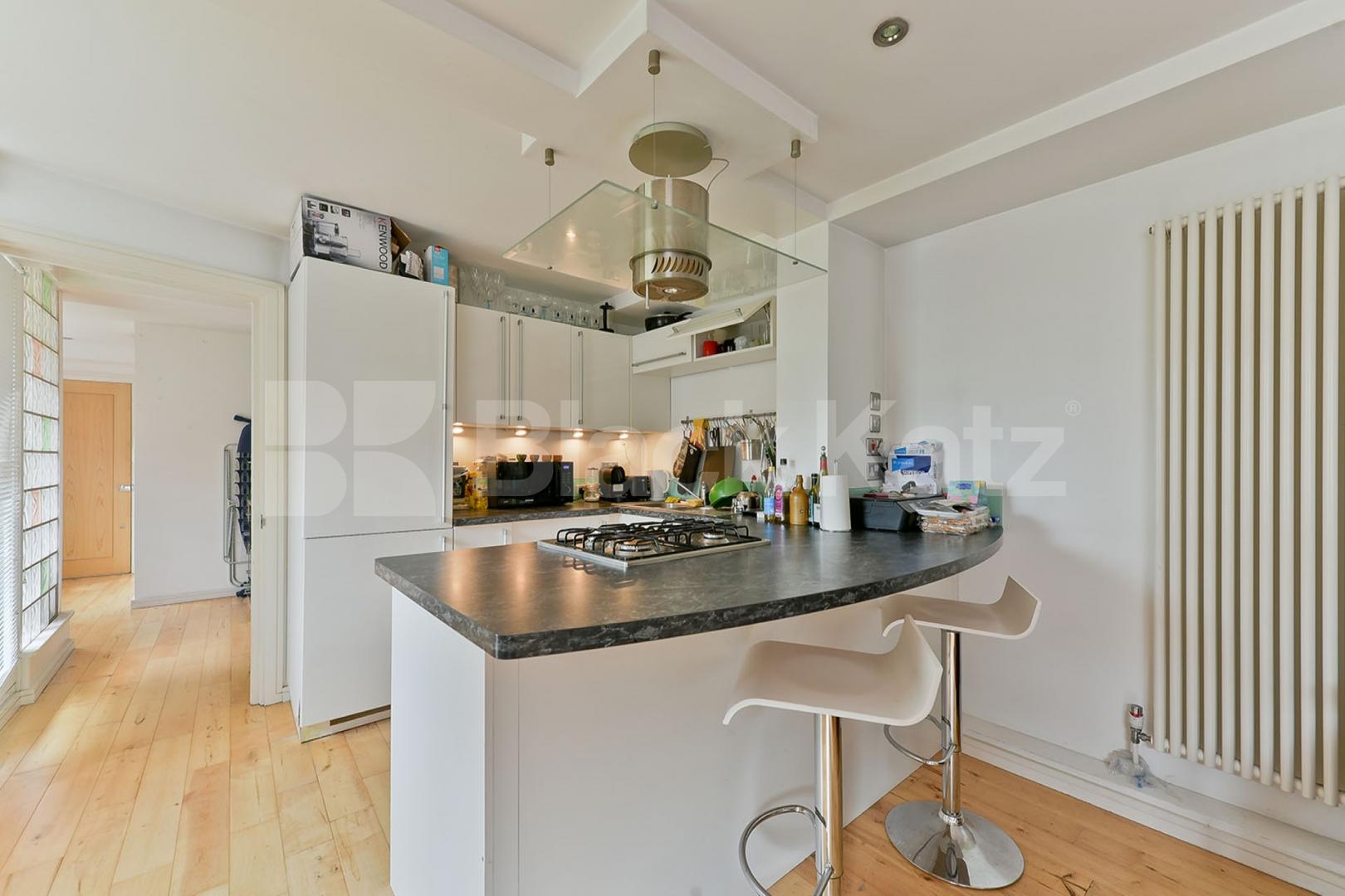 Superbly Located & Situated Opposite The Delightful Leathermarket Gardens Artbrand Studios  Leathermarket street, London Bridge